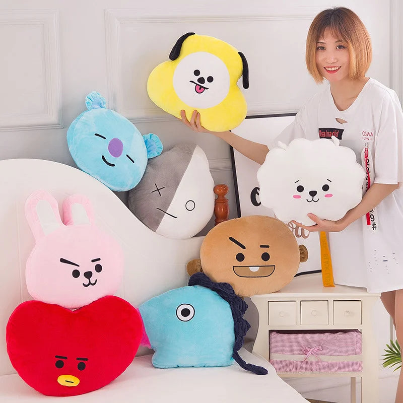 Coussin Peluche Van BT21 30cm — Robot Gardien Kawaii